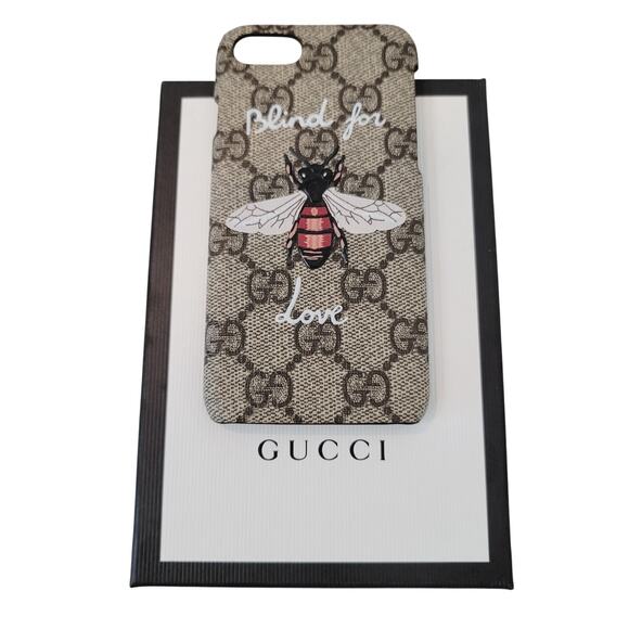 Gucci Other - NWT Gucci GG Supreme Monogram Blind for Love Bee iPhone 7 Case